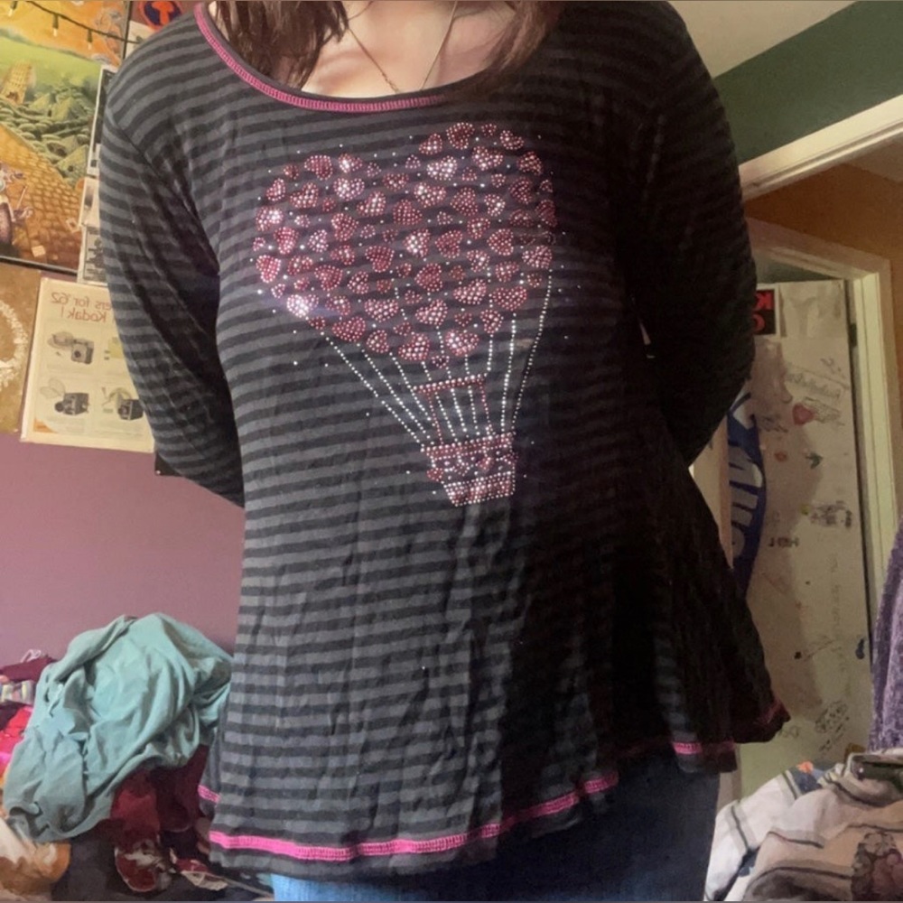 vintage y2k adorable rhinestone heart long sleeve shirt ! size m
